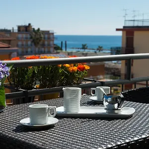 Отель Ristorante La Marina Mhotelsgroup